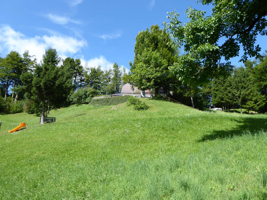 Planinski dom na Hlevišah