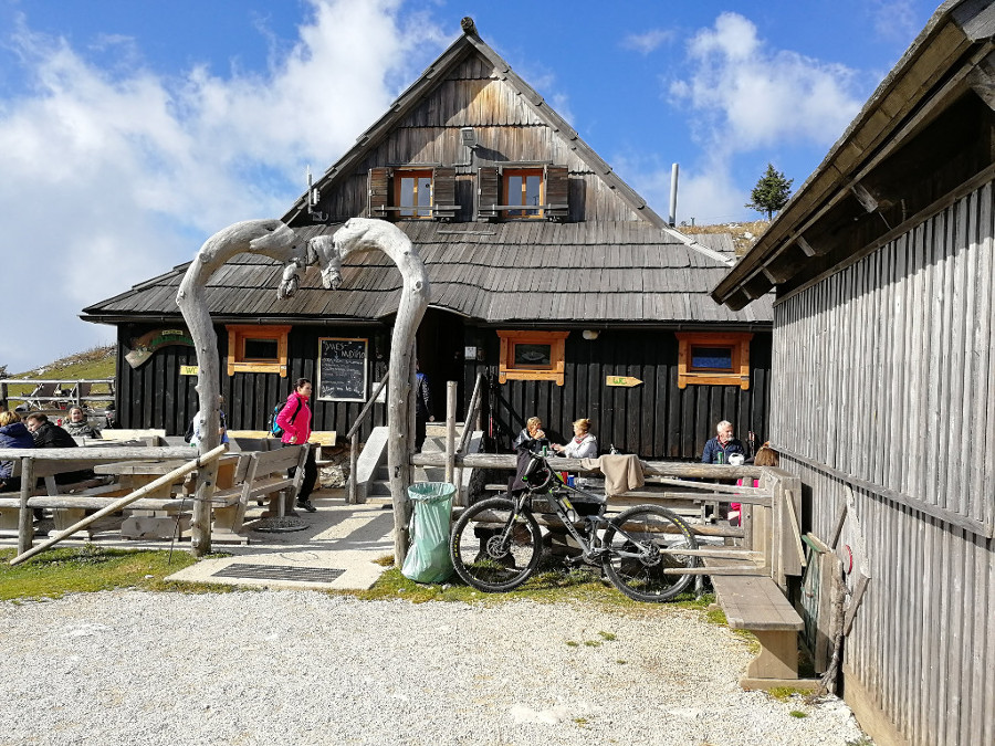 Gostišče na zelenem robu